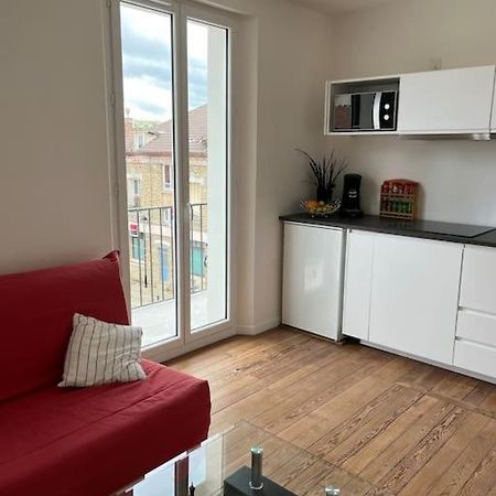 Apartment With Balcony Near Disneyland. Esbly Exterior photo